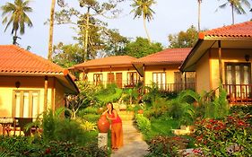 พาราไดซ์ บังกาโล